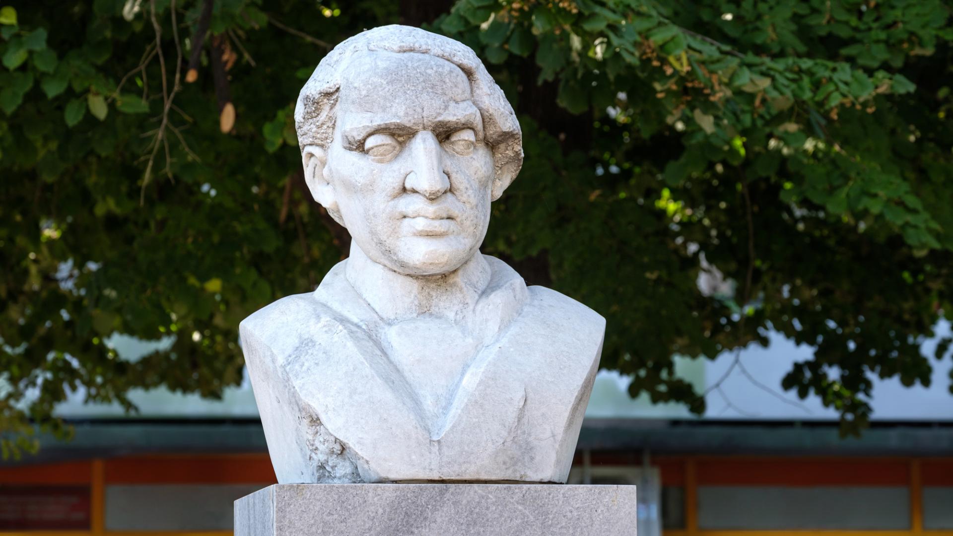 Jules Pascin monument